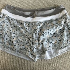 NWOT Lululemon Size 12 Women’s Shorts